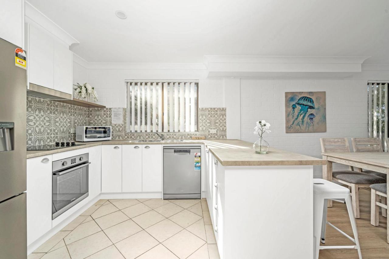 הוסקיסון Husky 56 Beachfront Villa'S - Great Location On The Beach מראה חיצוני תמונה