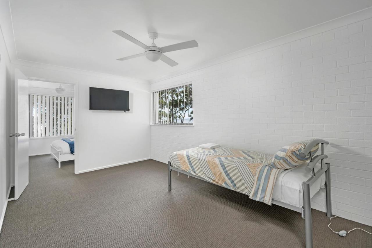 הוסקיסון Husky 56 Beachfront Villa'S - Great Location On The Beach מראה חיצוני תמונה